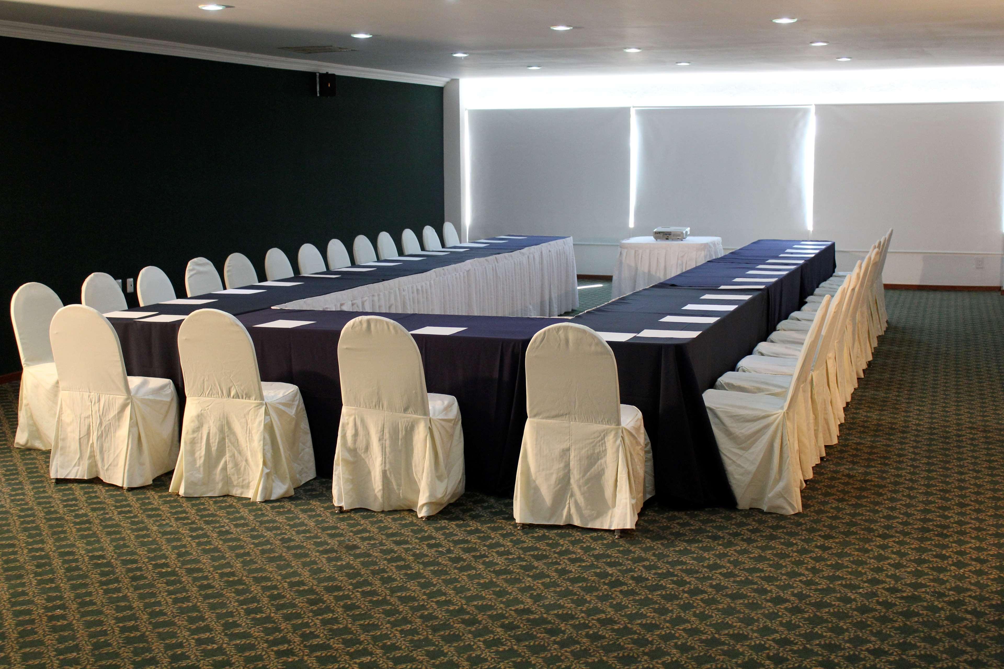 Best Western Plus Plaza Florida & Tower Irapuato Exterior photo