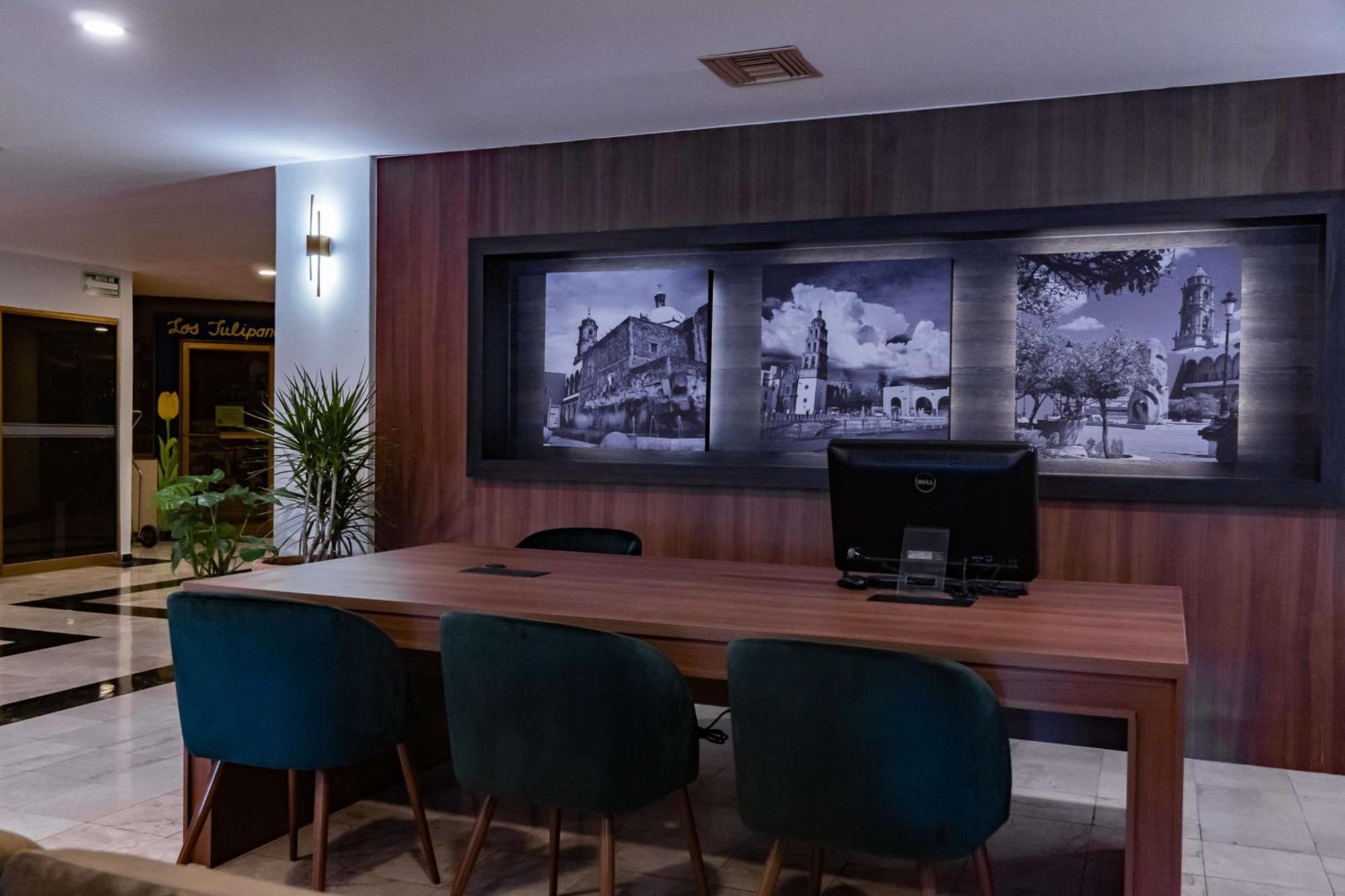Best Western Plus Plaza Florida & Tower Irapuato Exterior photo
